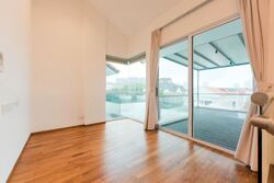 Wareham Road (D15), Semi-Detached #626503401